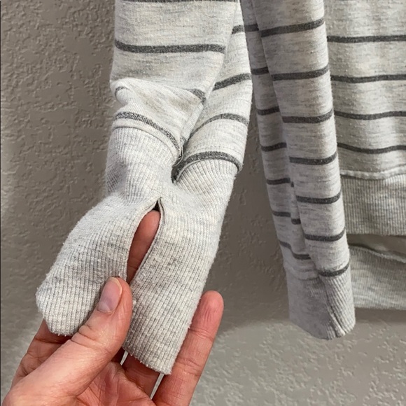 Gray striped long sleeve tunic - Picture 4 of 4